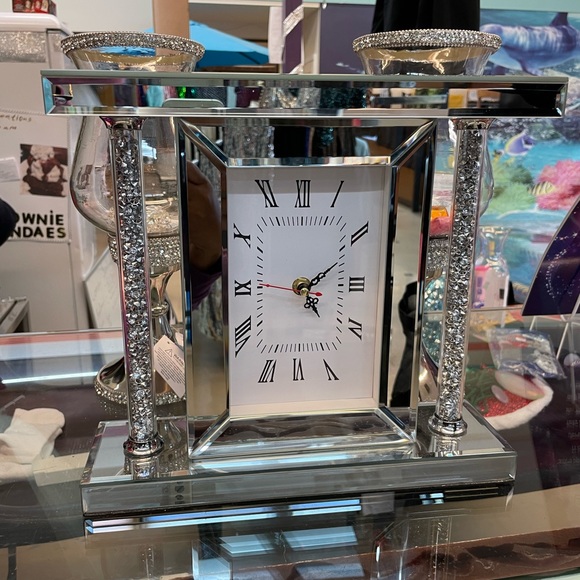 Sold - Picture 3 of 3